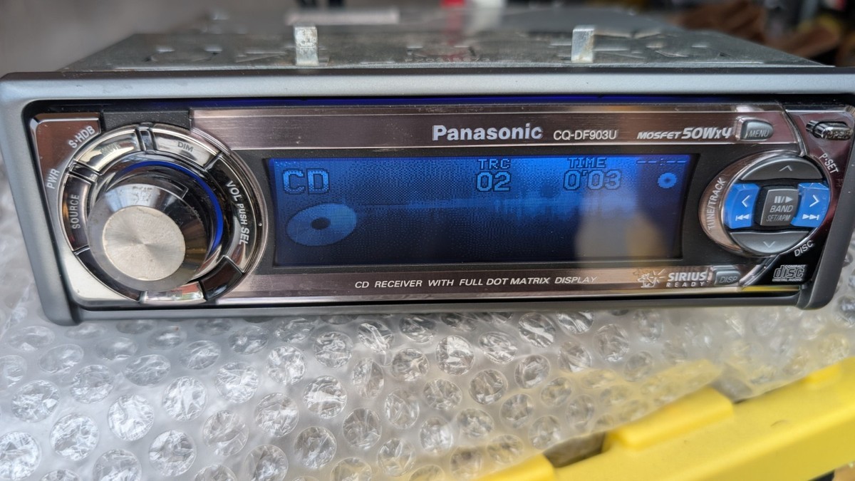 panasonic CQ-DF903U car radio with Bluetooth Adapter Aux