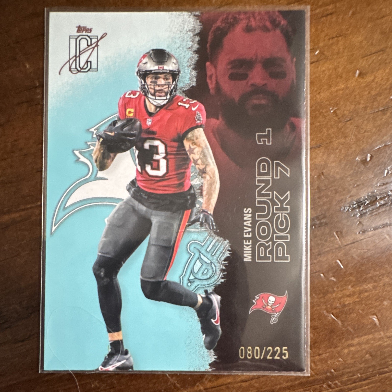 Topps 2025 Signature Class Mike Evans Buccaneers Round 2 Pick 2 #51 /225 Teal