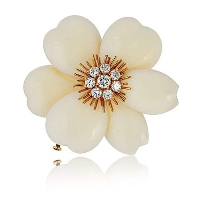 Van Cleef & Arpels 18K Yellow Gold Rose De Noel 2 Inches Coral Brooch