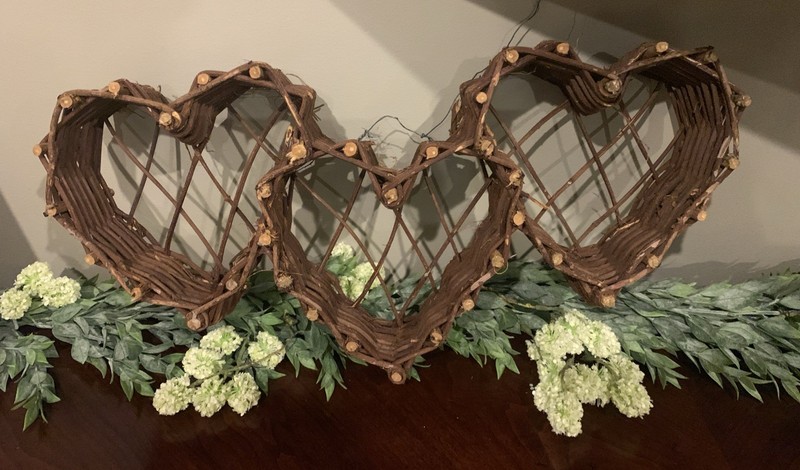 Rustic~3 Heart Shaped~Woven Twig~Grapevine~Wall Pocket~Hanging Basket~Vintage