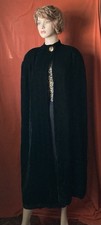 40s/50s Vtg Black Velvet Long Cape/Cloak  great for Halloween Costume 