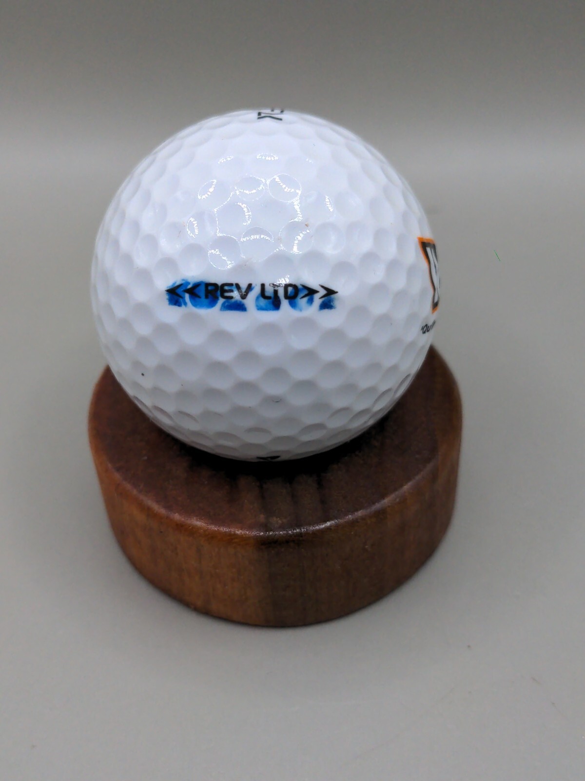 Wilson Logo Golf Ball Maxfli Collectors Display Ball Electrical Products