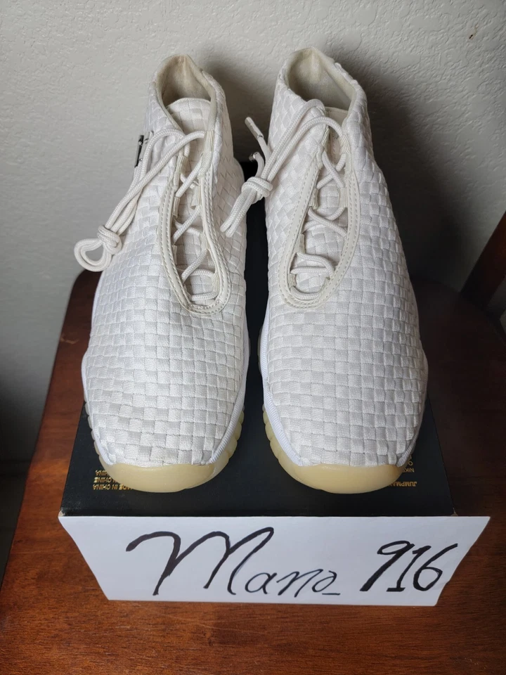 🟡⚪️Jordan Future Phantom (GS) Talla 6.5Y✅️656504-002 Totalmente Nuevo con caja original  Foto 4 de 4