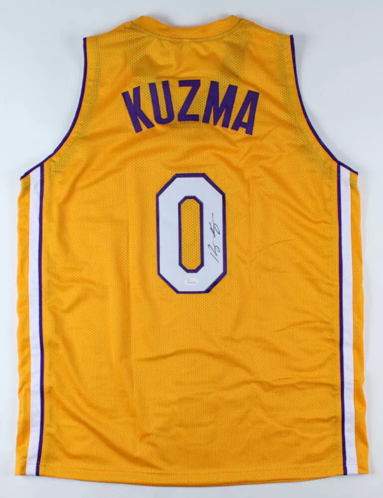 Kyle Kuzma  Basketball jersey outfit, Mens outfits, Nba jersey outfit