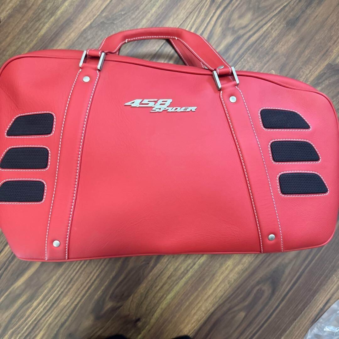 Ferrari レザーボストンバッグ 赤2個セット 458スパイダー Ferrari Leather Boston Bag Red 2-Piece Set 458 Spider Made
