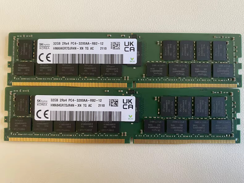 SK hynix　32GB　PC4-19200　4枚組 Hynix 4GB PC4-19200 DDR4 2400MHz 288-Pin Dimm Desktop Memory