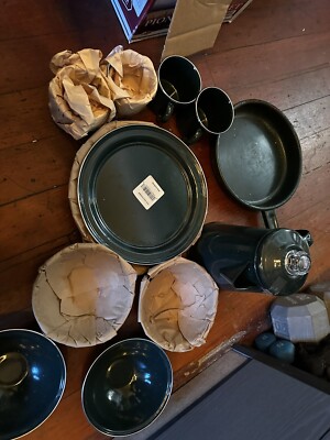 GSI Camp Pioneer Camping Set 4 cups, 4 bowls, 4 plates & coffee pot + Used Pan