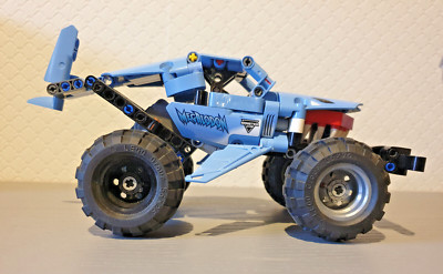 LEGO TECHNIC - 42134 -  Monster Jam - Megalodon - gebraucht - ohne BA - Pullback