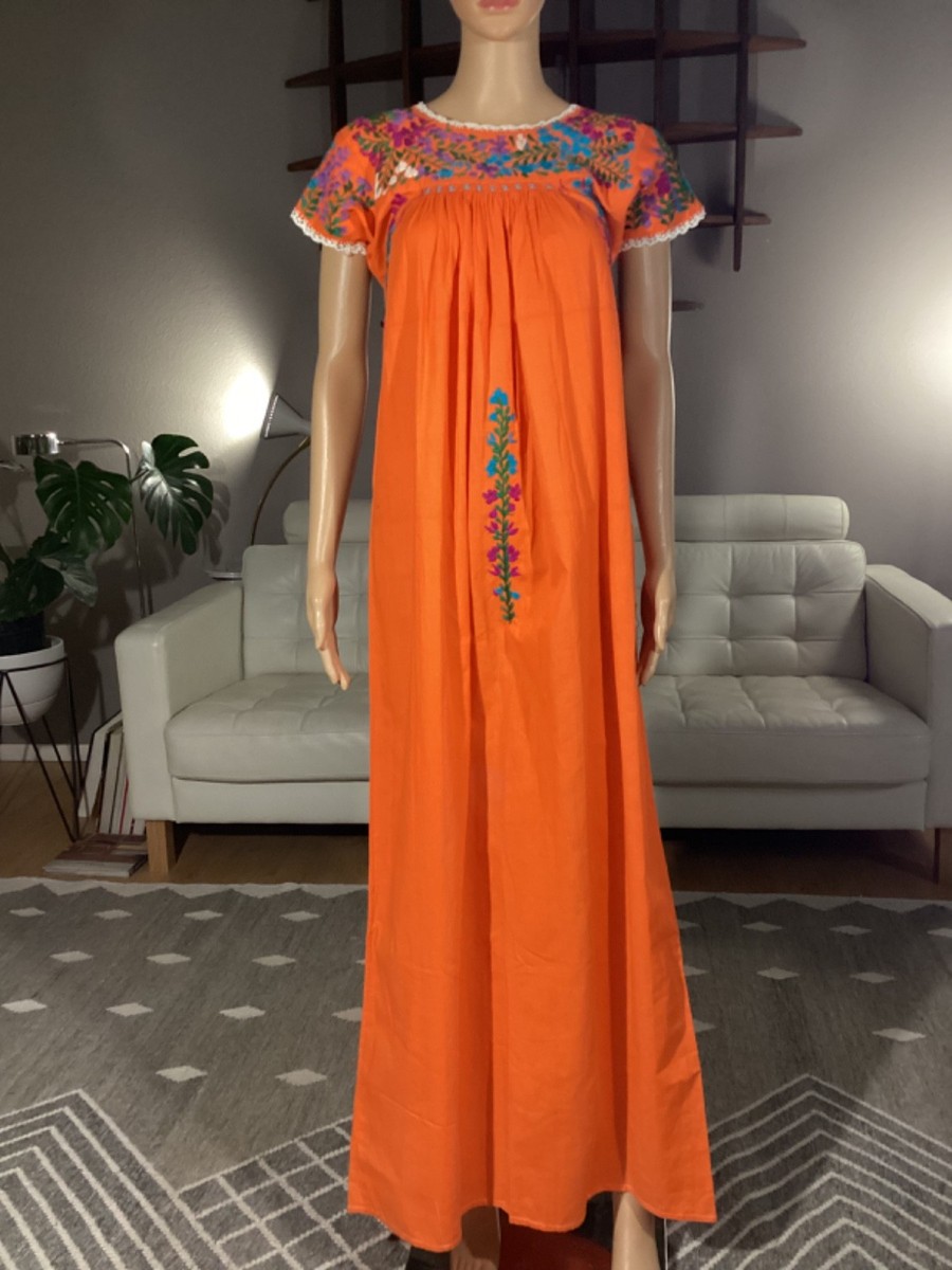 green emerald velvet dress Oaxaca Dress  Amor a Mexico