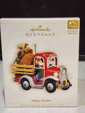 NRFB Hallmark Keepsake Ornament 2006 “Happy Haulers” Magic Motion Sound