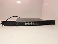 Linksys EtherFast 4116 16-Port 10/100 Ethernet Switch Used Power On