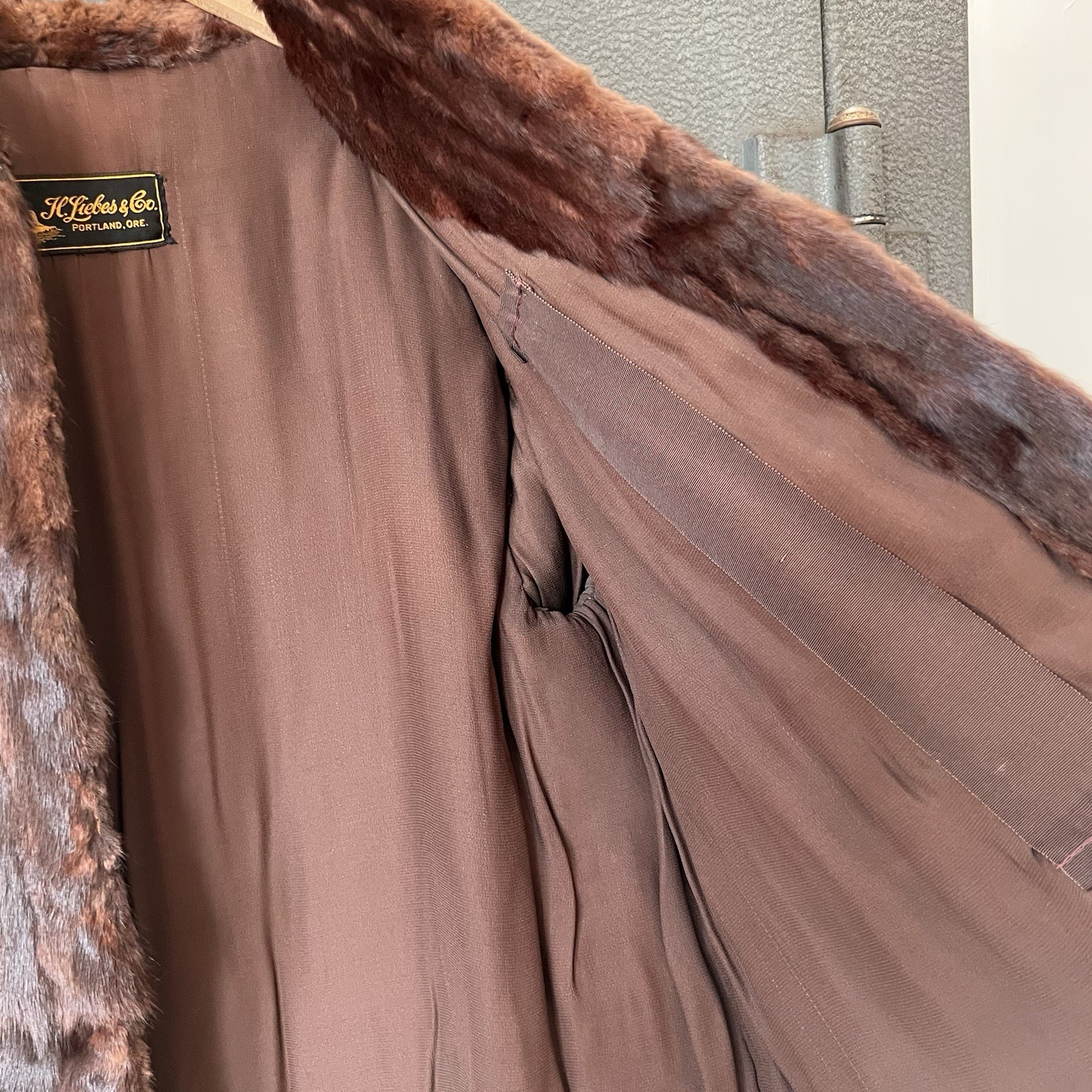 Vintage H. lives & Co Fur Women’s Jackets Shall V… - image 6