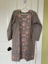 Gray Embroidered cotton kurti size medium beautiful thread work.