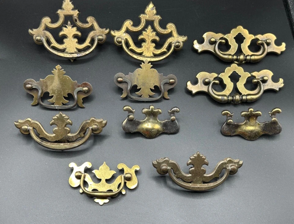 Vintage BRASS FURNITURE HANDLES DRAWER PULLS - 11 piece Variety - Image 2 of 4