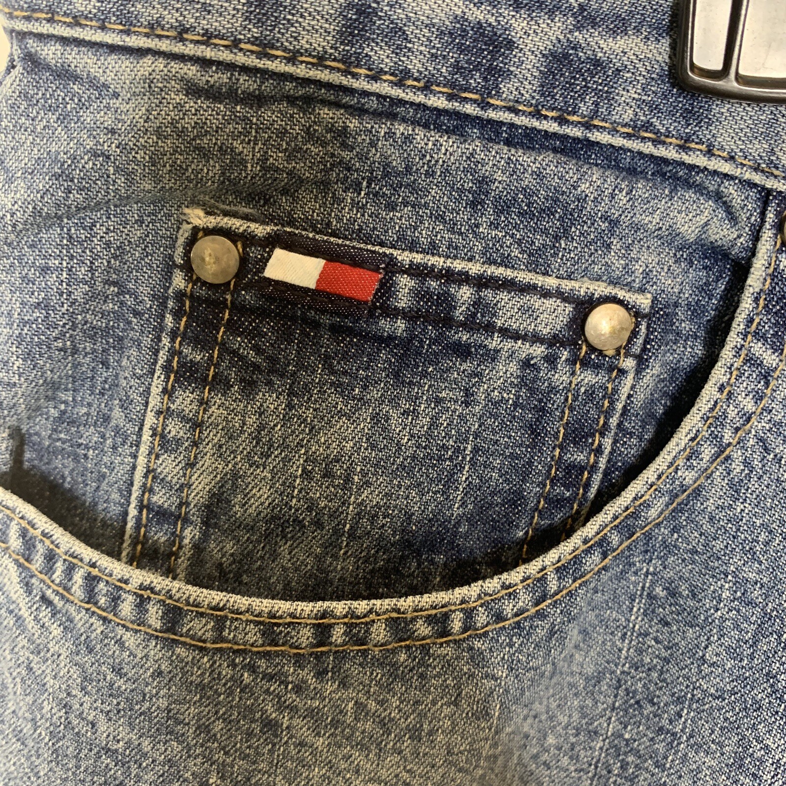 Tommy Hilfiger Womens Jeans Size 16 Boot Cut Medium Wash Denim Flag