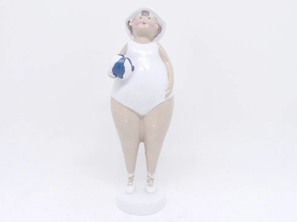 Dekofigur mollige Strandfigur Badefigur Badenixe Badeanzug und Ball sportlich - Bild 2 von 4