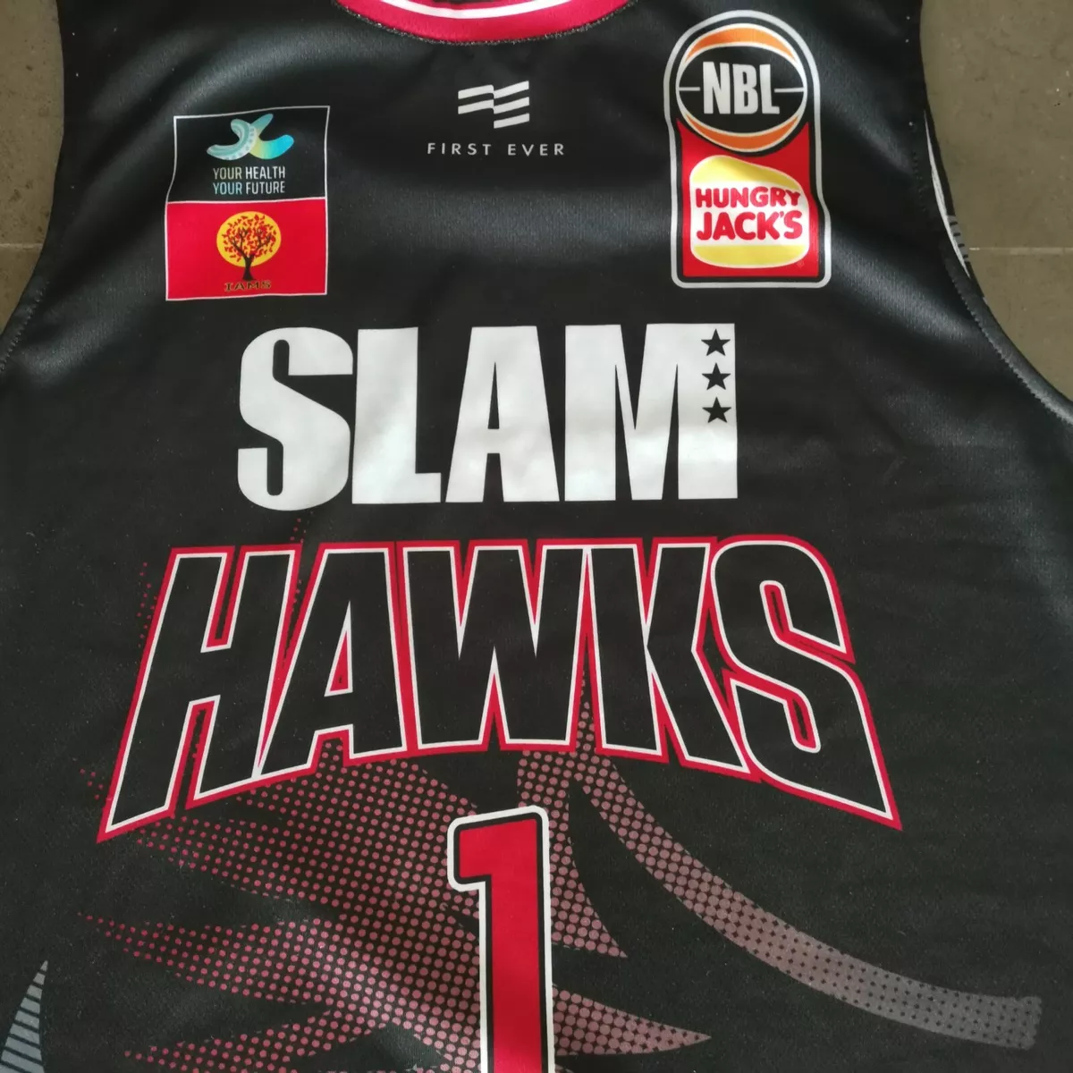 LaMelo Ball signed Illawarra hawks jersey