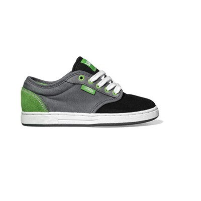 Vans Youth Skate Shoes Preston in Black 