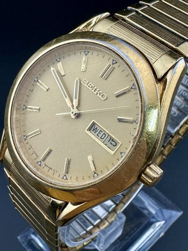 SEIKO MEN'S WATCH GOLD TONE/DIAL--DAY/DATE Model: 7N43-9070 For Parts/Repair A1