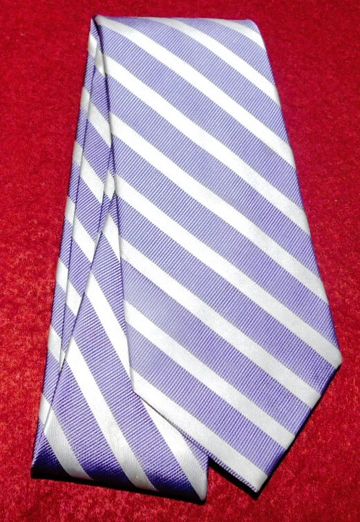 GRAVATA LISTRADA MASCULINA MERONA ROXA/BRANCA CLARA - GRAVATAS - GRAVATAS DE PESCOÇO - GRAVATAS DE DESIGNER. - Imagem 2 de 3