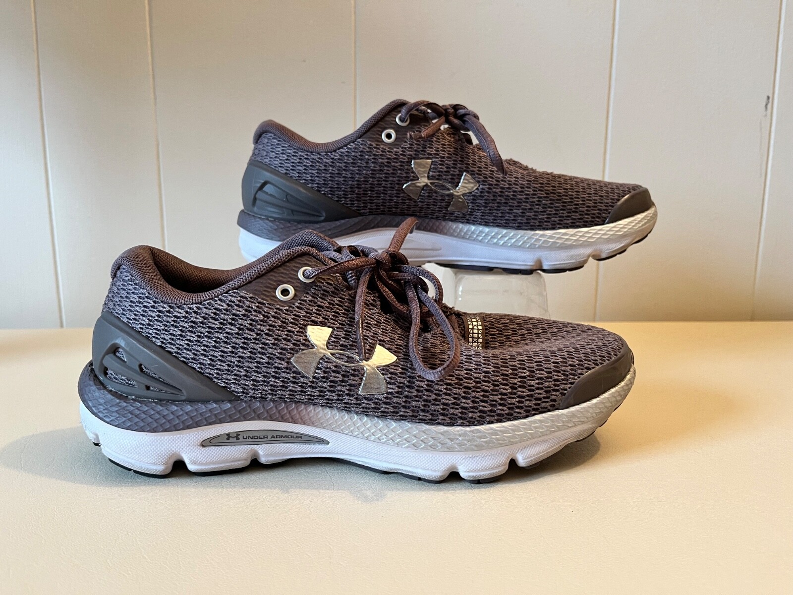 Women's Under Armour Charged Gemini Sneakers - Size 8