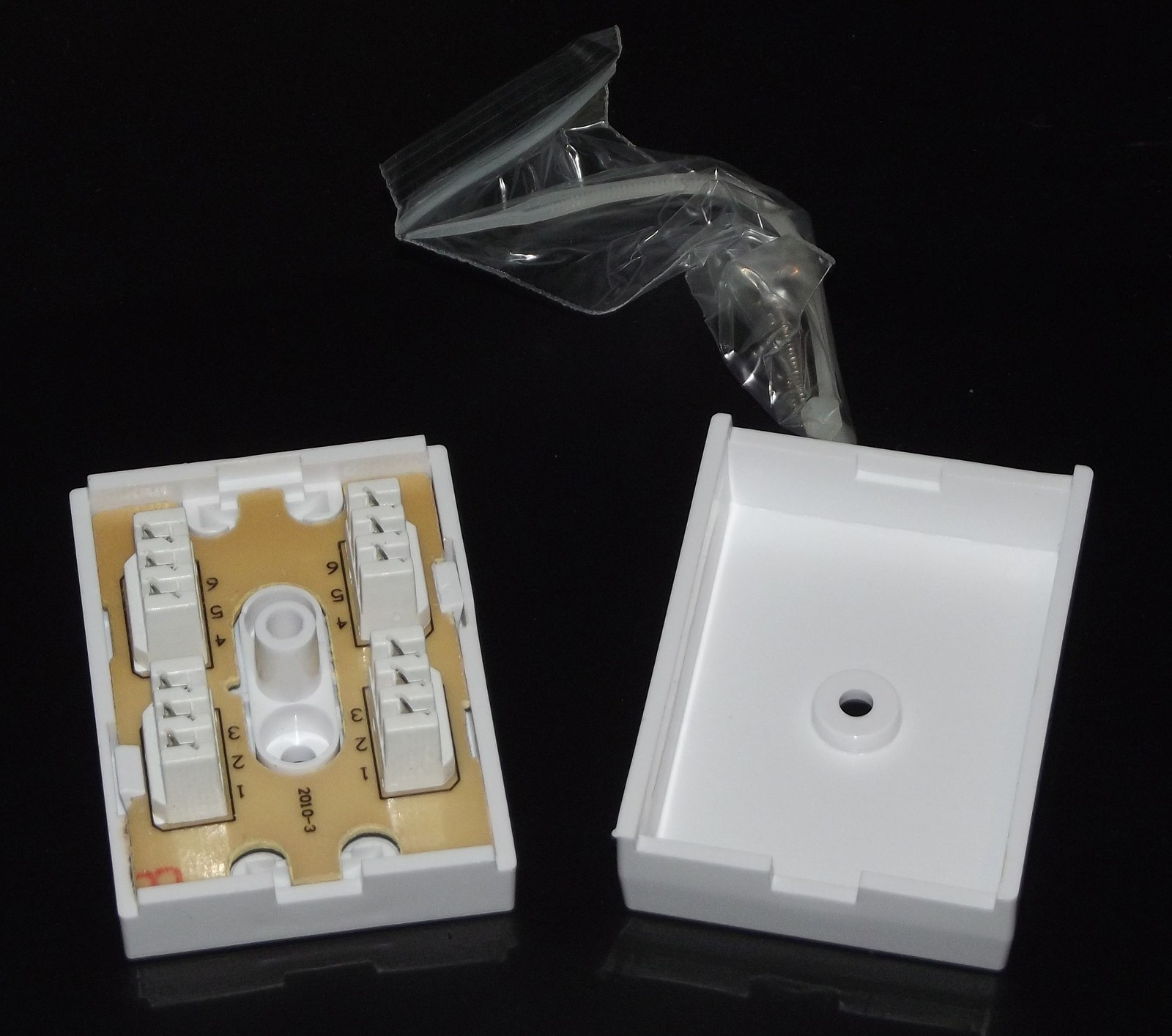 BT 77A 3 Pair IDC Telephone Junction / Connection Box / Joiner / Repair a Wire