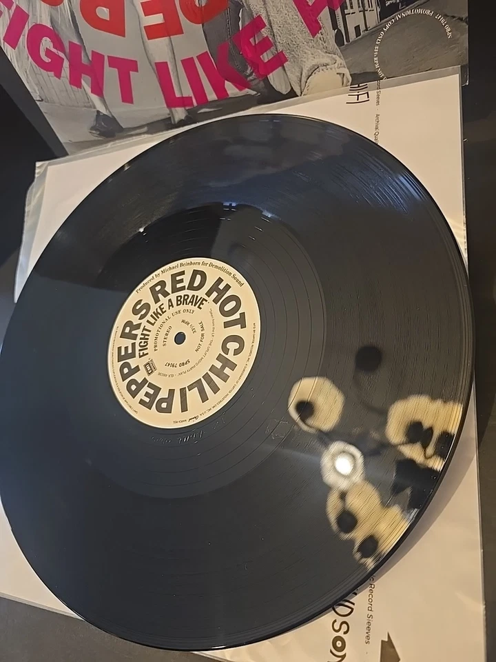 Red Hot Chili Peppers Fight Like a Brave OG GRAIL vinyl PROMO COPY LP Mint Foto 2 de 4