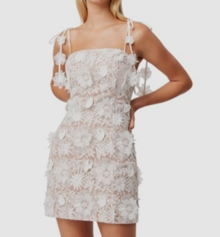 Elliatt Women's White Floral Applique Mini Dress Size XL
