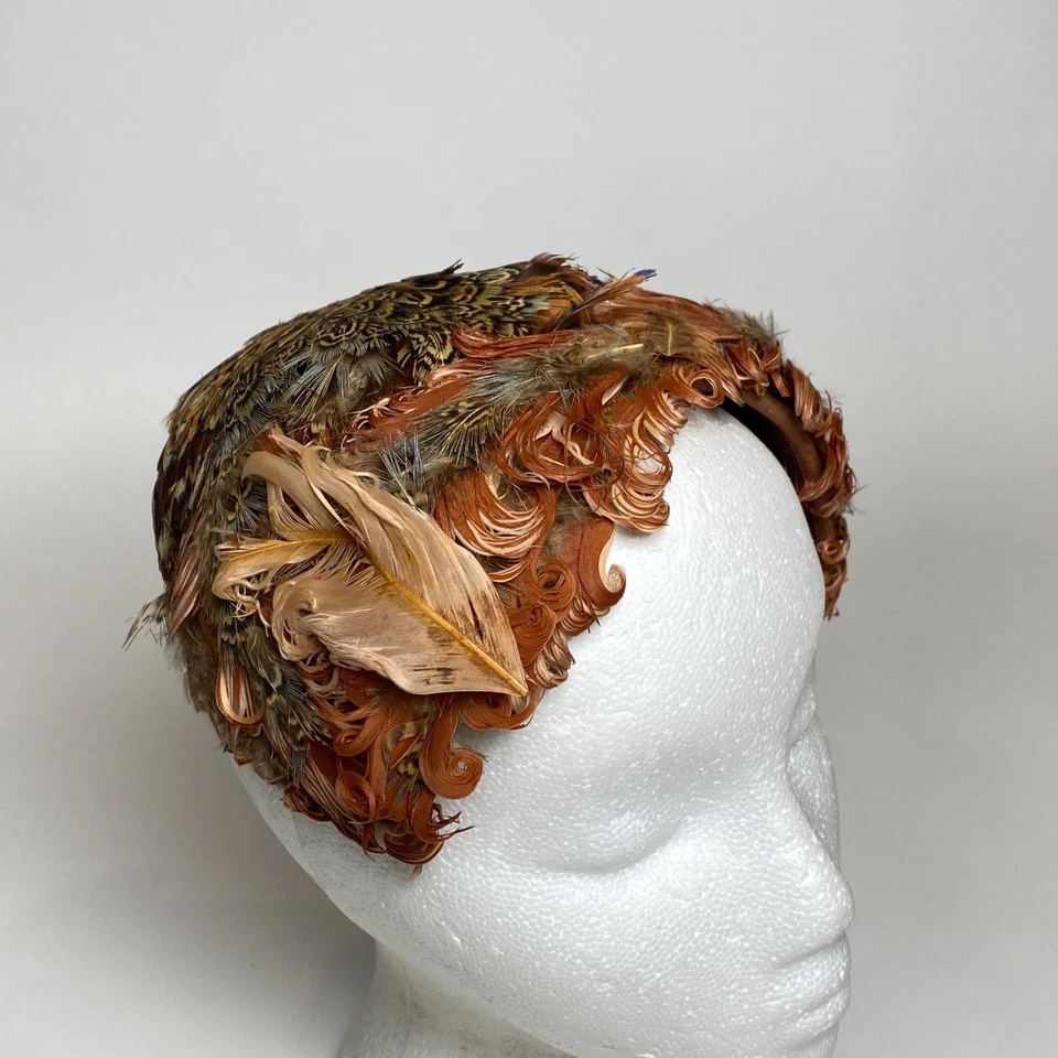 Tocado Fascinador Pluma De Colección Sombrero Emily Fifth Avenue Diadema Aleta Foto 4 de 4