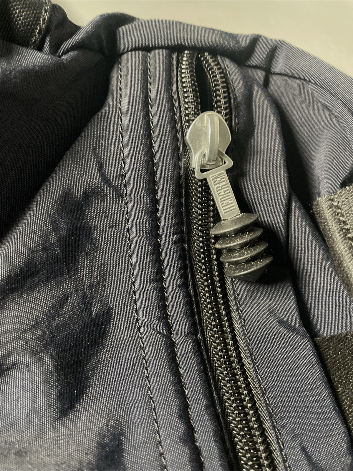 Hedgren Multi Pocket Drawstring Backpack - image 8