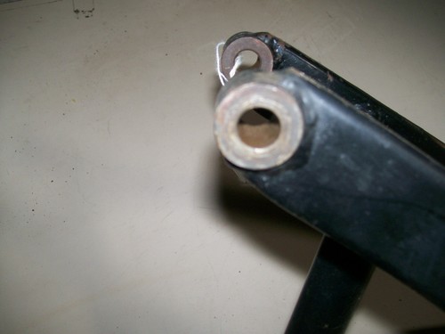 Yamaha 1976 YZ125C Swingarm and bolt - Picture 7 of 8