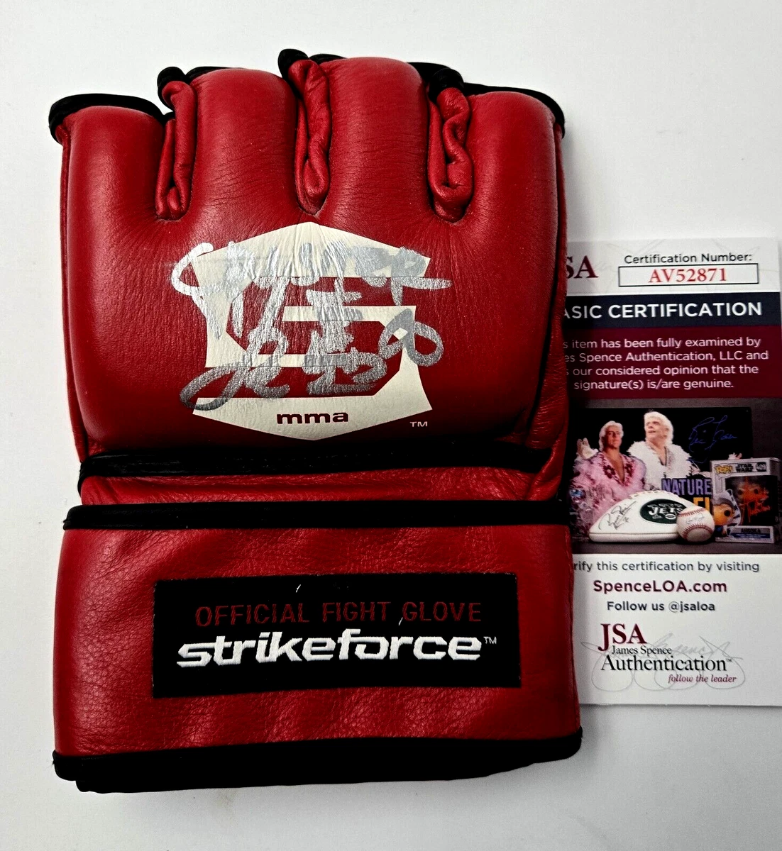 〈新品〉Strikeforce OFFICIAL Gloves RED Strikeforce Fight Gloves | FighterXFashion.com
