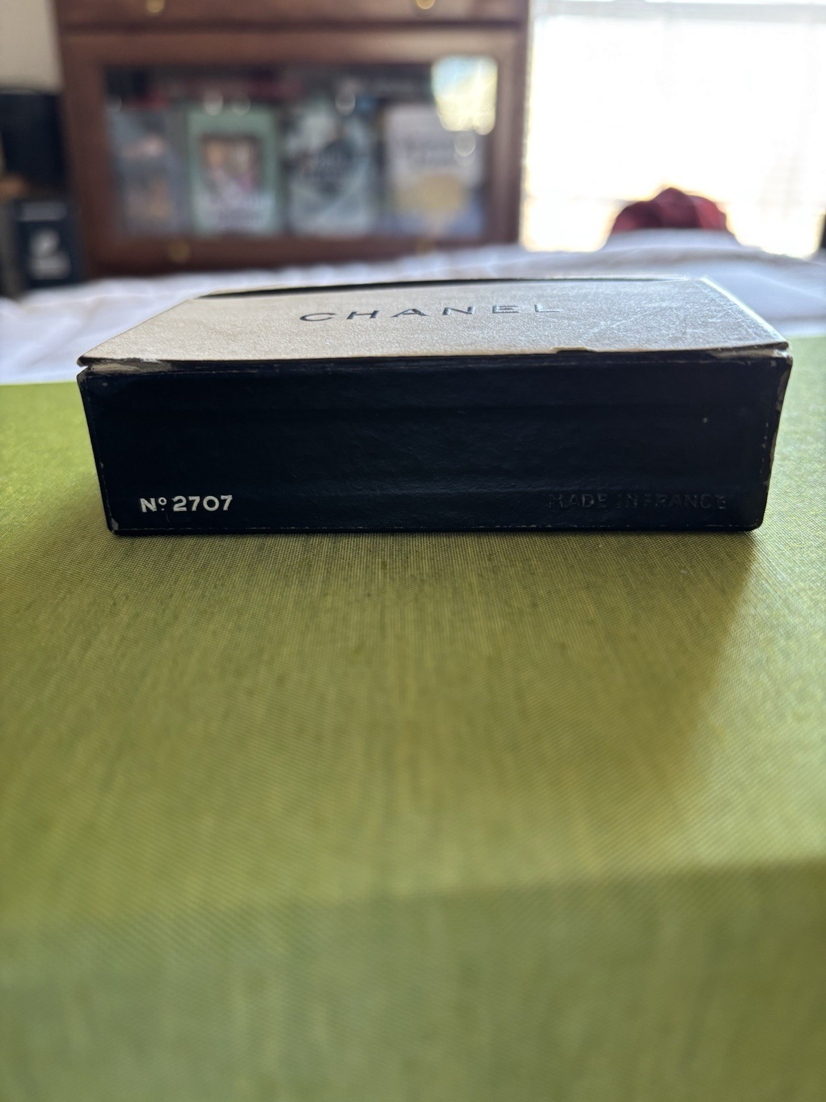 Vintage Set of 4 CHANEL Mini Perfume Bottles Coffret No 5 No 22 + thumbnail 4