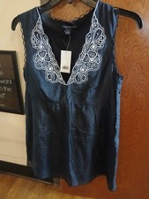 NWT/ BANANA REPUBLIC black embroidered mini dress