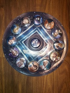 Doctor Who 16 Badgepack Of Pins Buttons