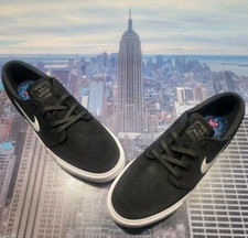 Nike SB Zoom Stefan Janoski RM Remasterizado Negro/Blanco Para Hombres Talla 9 AQ7475 001 Nuevo