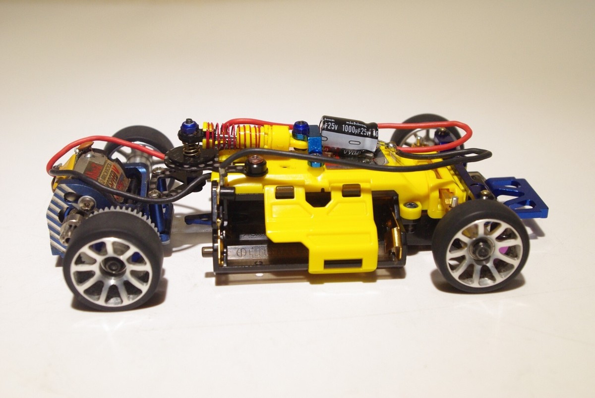 Kyosho Mini-Z MR-02 ASF 2.4GHz Chassis & body set USED Kyosho Mini-Z MR-02 ASF 2.4GHz Chassis & body set USED