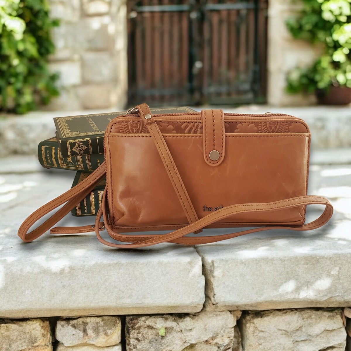 Crochet The Sak Iris Smartphone Wristlet Wallet The Sak Crossbody