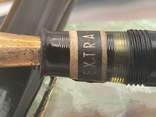 Vintage Sheaffer Balance Fountain Pen Black/Gold Trim 14K Extra Fine nib--301.25 - Picture 10 of 12