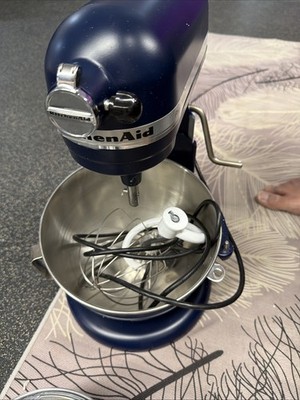 【期間限定価格！米国直輸入 新品】キッチンエイドKV25M0XIC アイスブルー KitchenAid KV25G0XIB 5qt Standalone Mixer - Ice Blue for sale