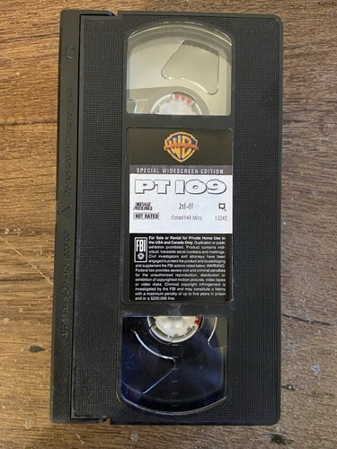 PT 109 VHS Special Widescreen Edition Cliff Robertson - Foto 3 di 3
