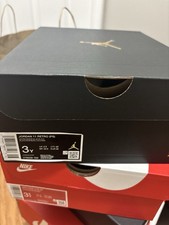 Jordan 11 Retro Legend Blue