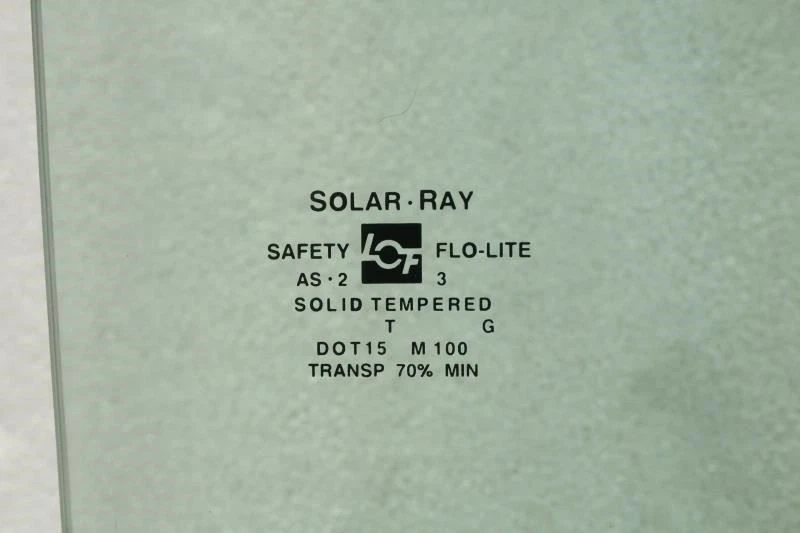 Chevrolet Blazer 2001 lado derecho del pasajero puerta delantera ventana de vidrio Foto 2 de 4