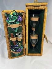 Vintage NEW PICNIC BACCHUS Barrel Wine Basket  Opener Napkin Set for 2 (shlf) 