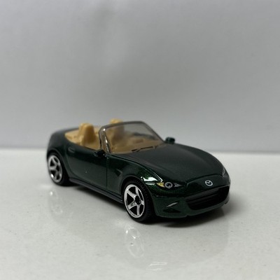 2015 15 Mazda MX-5 Miata ND Collectible 1/64 Scale Diecast Diorama