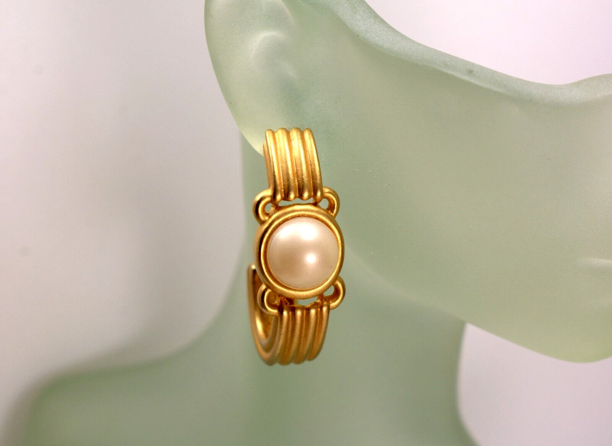 Vintage Designer Matte Halt Hoop Earrings Statement Pearl Cabochon View 2