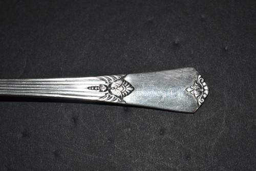 Coltello da burro e cucchiaio da zucchero Rogers GUILD placcato argento circa 1932 Master - Foto 2 di 3