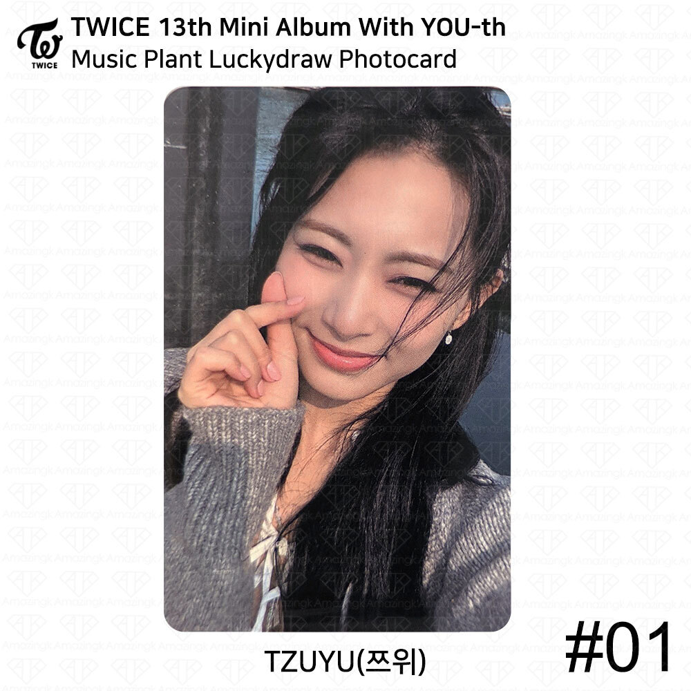 TWICE〜モモ With YOU-th (MusicPlant) twice with you-th musicplant ラキドロ モモ ① - メルカリ