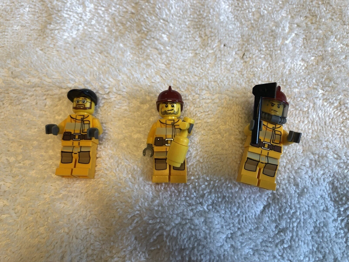 LEGO CITY Fire Transporter 4430 100 COMPLETE with Instructions And Minifigs