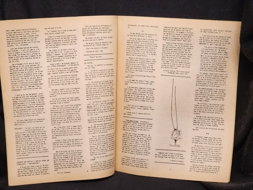 Lot 2 issues THE ALIEN CRITIC informal SF Fantasy journal RICHARD E. GEIS - Picture 3 of 4